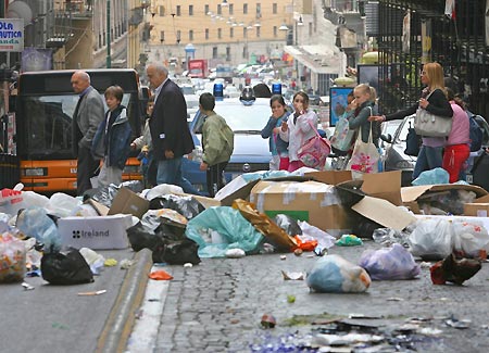 rifiuti a napoli