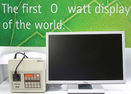 Il primo monitor al mondo a consumo zero, targato Fujitsu