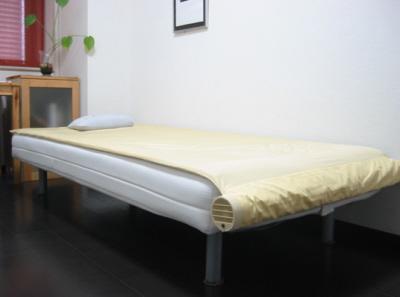 kuchofuku-air-conditioned-bed-japan1.jpg