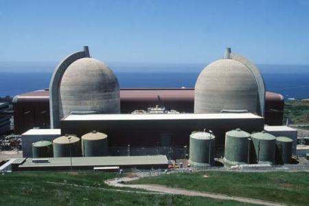 Il nucleare non serve all'Italia e svuota le nostre tasche di 50 miliardi di euro