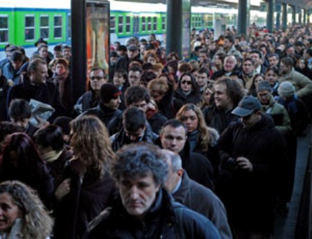 Mille treni in più per i pendolari, la proposta di Legambiente