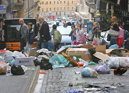 Emergenza rifiuti: la Ue condanna l'Italia