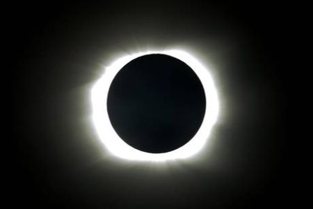 eclissi-totale-di-sole