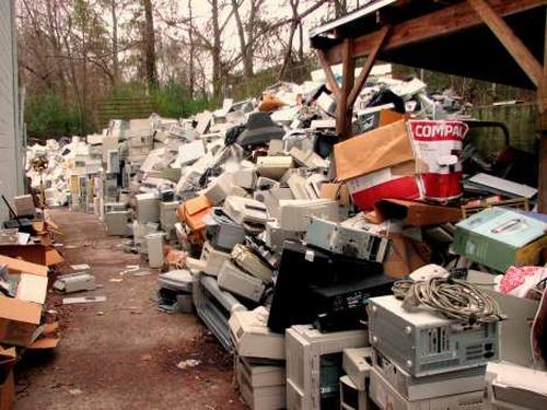 Riciclaggio prodotti elettronici, in California diventerà facile come quello della plastica