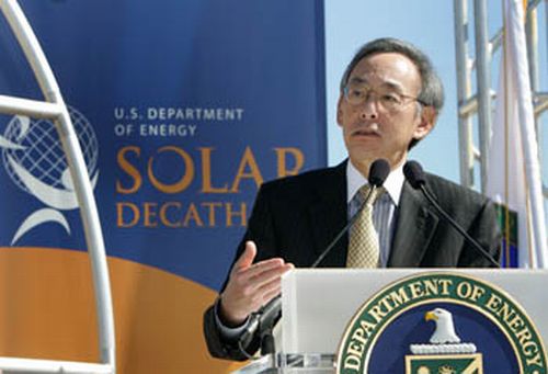Energia solare 4 volte più economica in 10 anni, parola di Steven Chu