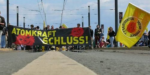 Nucleare, Germania: in 160 mila in piazza per chiedere la chiusura delle centrali