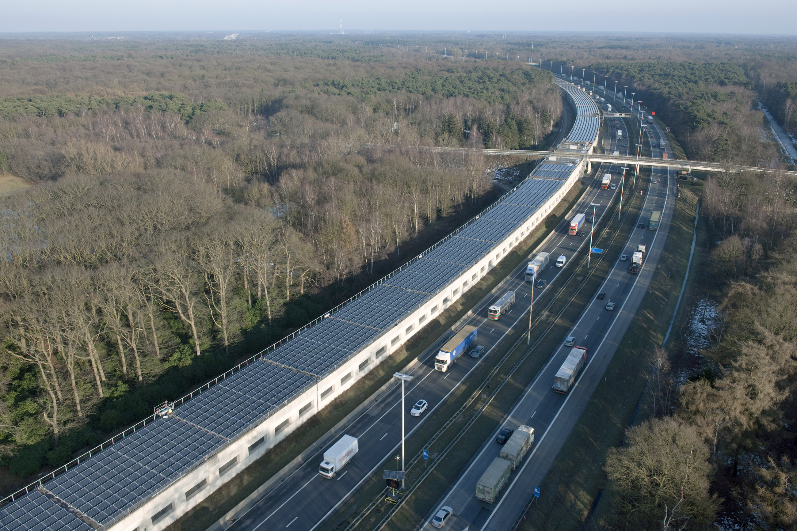 Solar Tunnel: fotovoltaico su tetto ad Anversa