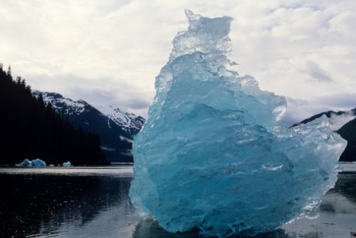 Scioglimento ghiacciai: processo accelerato in Artico da 40 anni