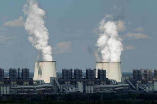 Combustibili fossili, scienziati chiedono una moratoria