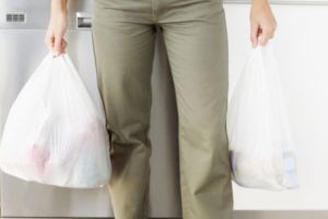 Shopper ecologici, il decreto plastic-free passa alla Camera
