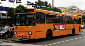 auto autobus metano
